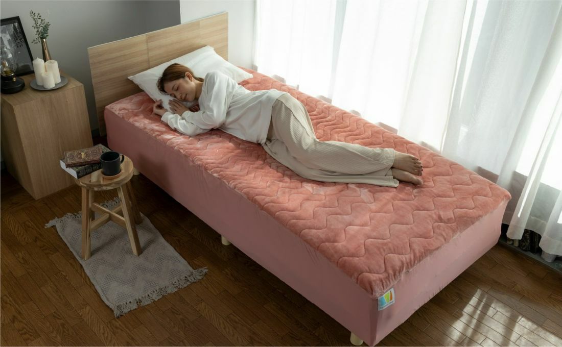 Recovery Sleep敷きパッド　プレミアムホット 一般医療機器　ピンク