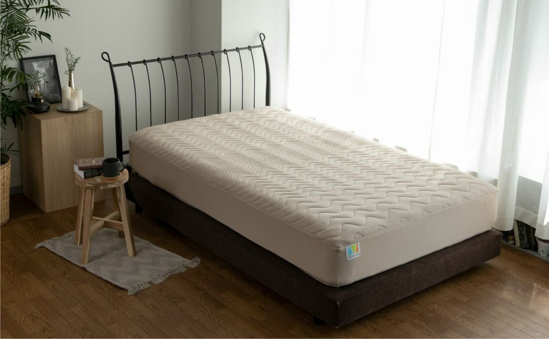 Recovery Sleep 血行促進・疲労回復寝具敷き　パッド 敷きパッドダブル（140×205cm）　+枕パッド（43ｘ63㎝）セット 一般医療機器　ベージュ